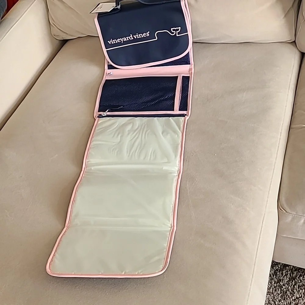 Vineyard Vines Blue and Pink Changing Pad, NWT